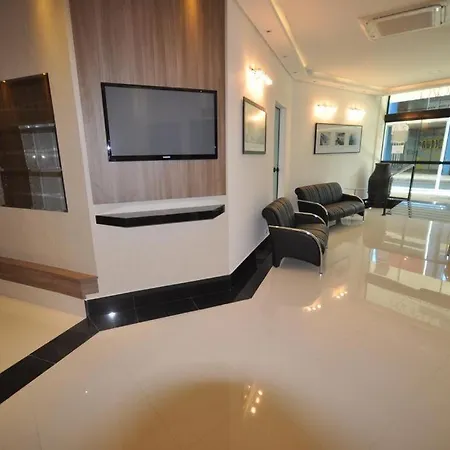 Real Plaza Flat Curitiba-3